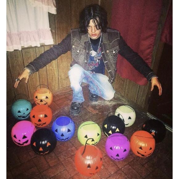 True Religion Red Chainstitch Ricky Straight Jeans - Picture 8 of 8